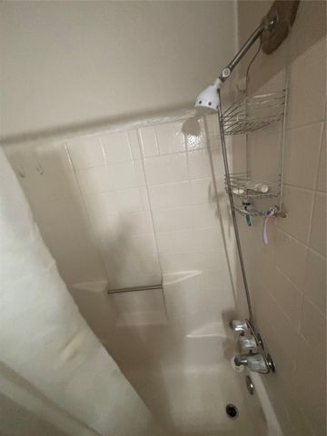 311 Edgewood Street, Krum, TX 76249