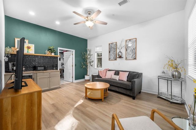 9710 SW 33RD LANE, Gainesville, FL 32608