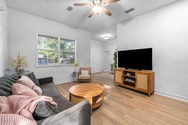 9710 SW 33RD LANE, Gainesville, FL 32608