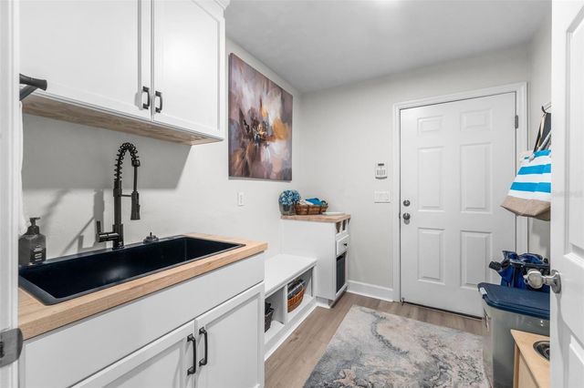 9710 SW 33RD LANE, Gainesville, FL 32608