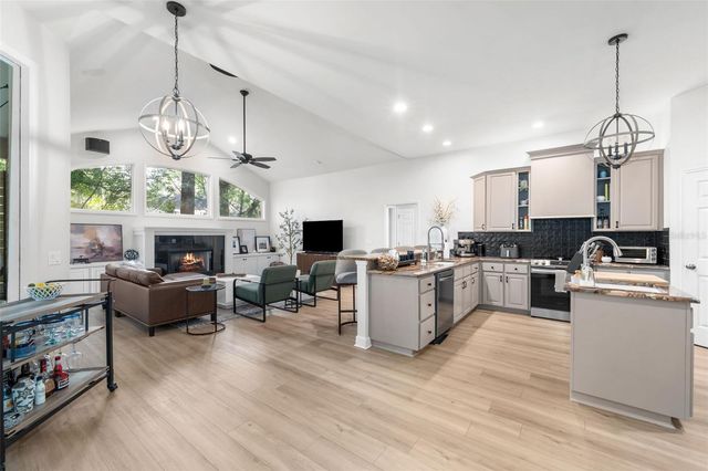 9710 SW 33RD LANE, Gainesville, FL 32608