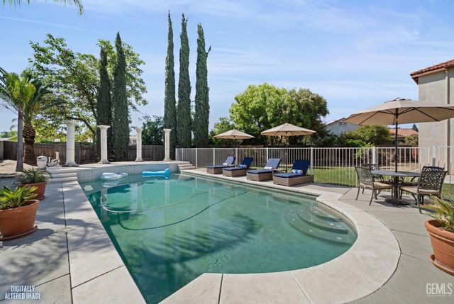 11903 Sandy River Court, Bakersfield, CA 93311