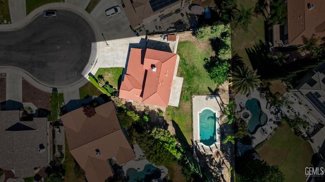 11903 Sandy River Court, Bakersfield, CA 93311