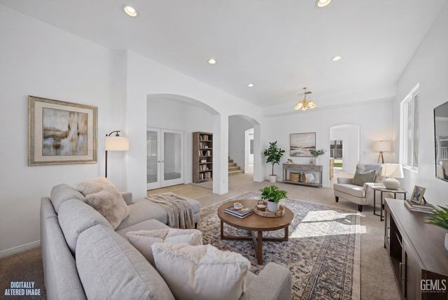 11903 Sandy River Court, Bakersfield, CA 93311