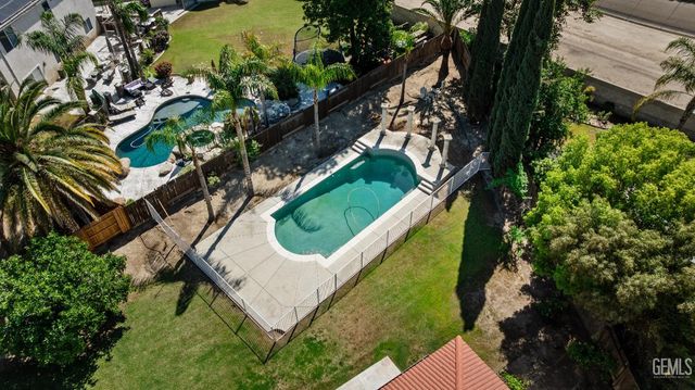 11903 Sandy River Court, Bakersfield, CA 93311