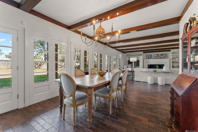 3100 Fairway Dr, Baton Rouge, LA 70809