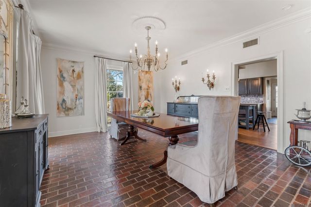 3100 Fairway Dr, Baton Rouge, LA 70809