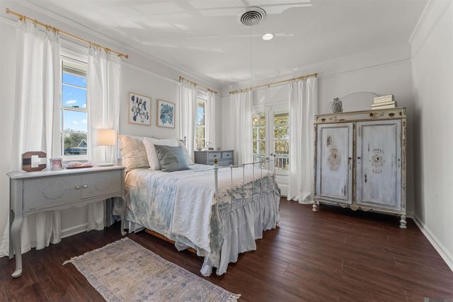 3100 Fairway Dr, Baton Rouge, LA 70809