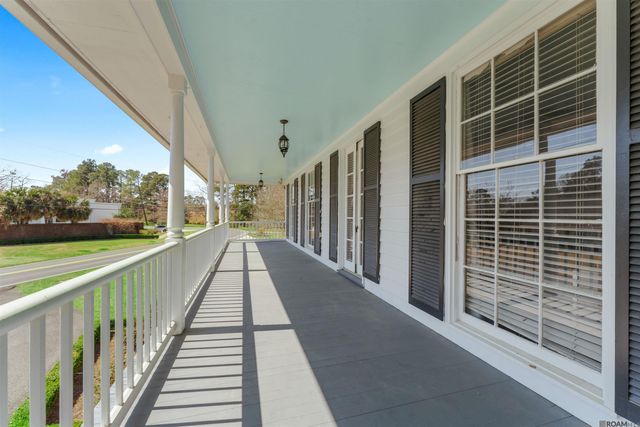 3100 Fairway Dr, Baton Rouge, LA 70809