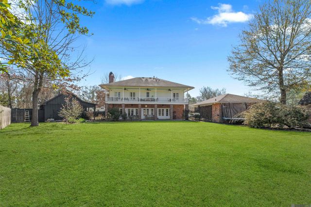 3100 Fairway Dr, Baton Rouge, LA 70809