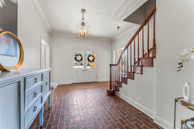 3100 Fairway Dr, Baton Rouge, LA 70809