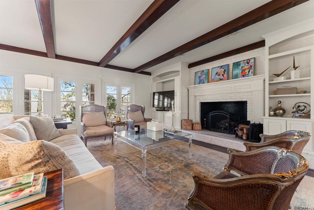 3100 Fairway Dr, Baton Rouge, LA 70809