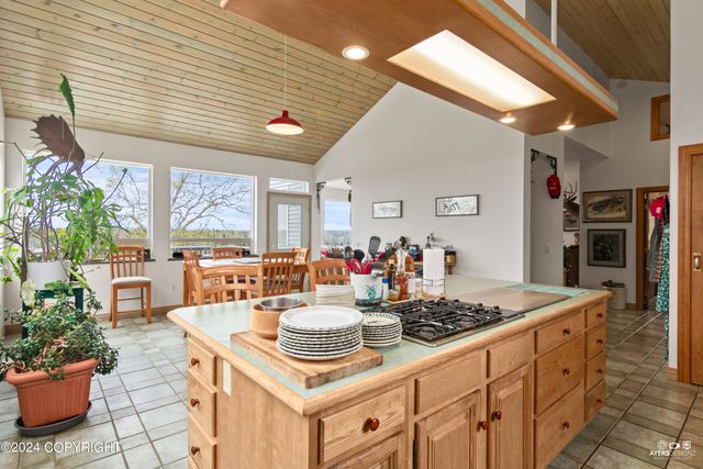 64460 Oil Well Road, Ninilchik, AK 99639