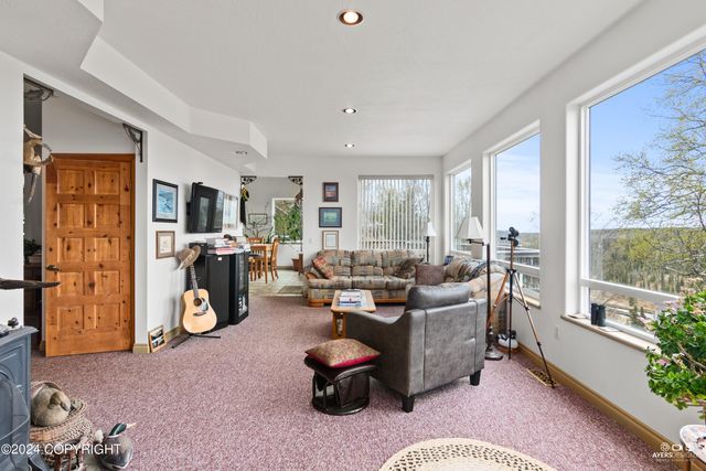 64460 Oil Well Road, Ninilchik, AK 99639