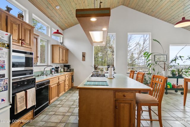 64460 Oil Well Road, Ninilchik, AK 99639