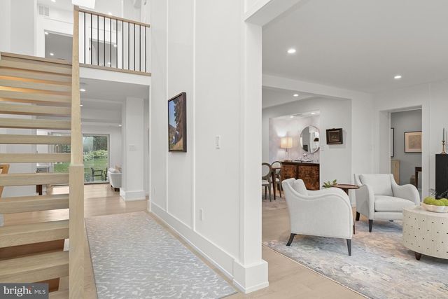 5605 OVERLEA RD, Bethesda, MD 20816