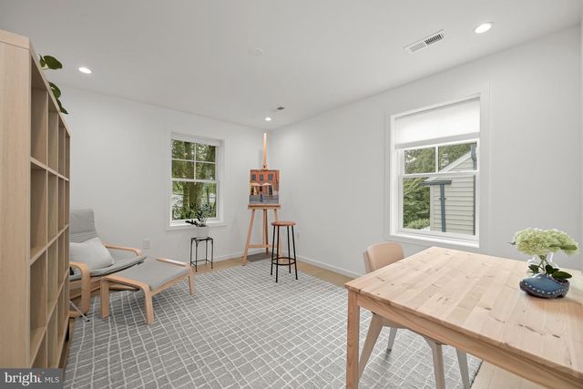 5605 OVERLEA RD, Bethesda, MD 20816