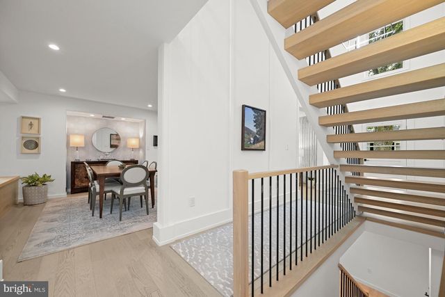 5605 OVERLEA RD, Bethesda, MD 20816