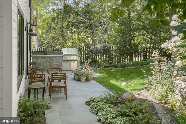 5605 OVERLEA RD, Bethesda, MD 20816