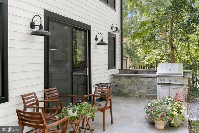 5605 OVERLEA RD, Bethesda, MD 20816