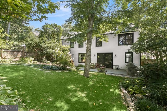 5605 OVERLEA RD, Bethesda, MD 20816