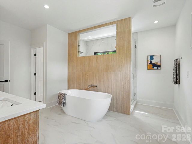 5963 Gate Post Road, Charlotte, NC 28211