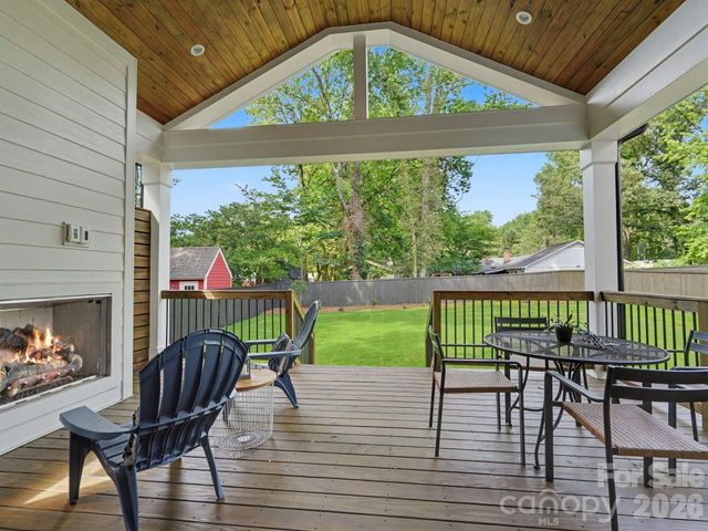 5963 Gate Post Road, Charlotte, NC 28211