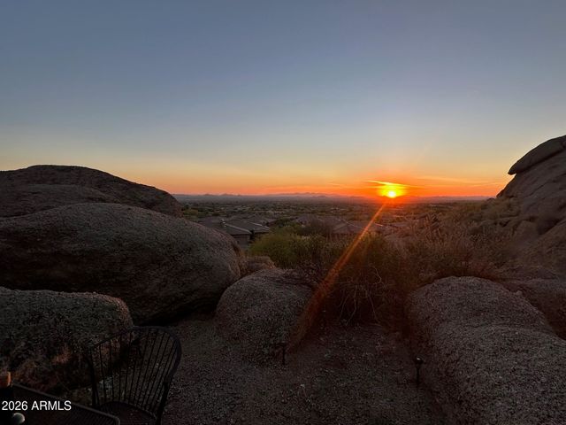 10902 E TUSAYAN Trail 67, Scottsdale, AZ 85255