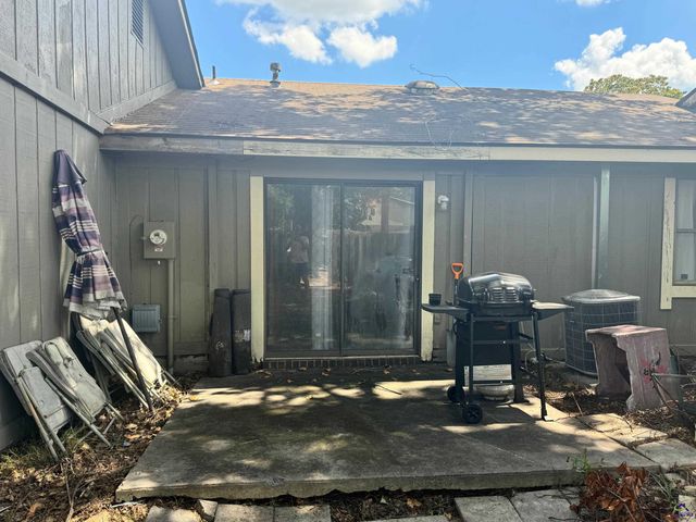 124 Stone Hedge Drive, Warner Robins, GA 31088