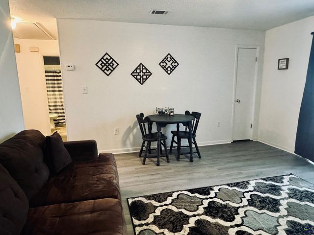 124 Stone Hedge Drive, Warner Robins, GA 31088