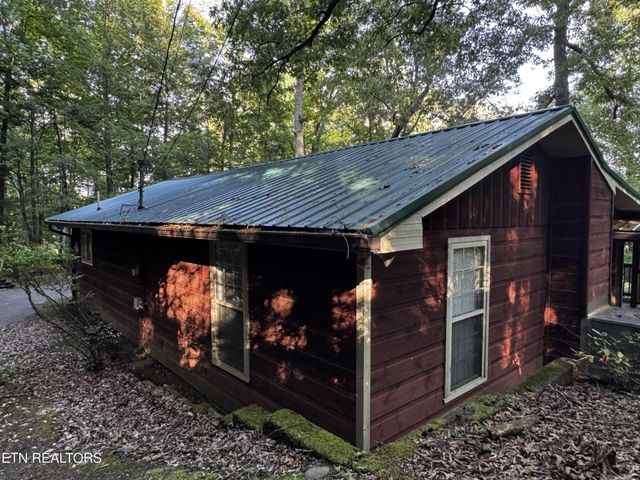 530 Parton Drive, Gatlinburg, TN 37738