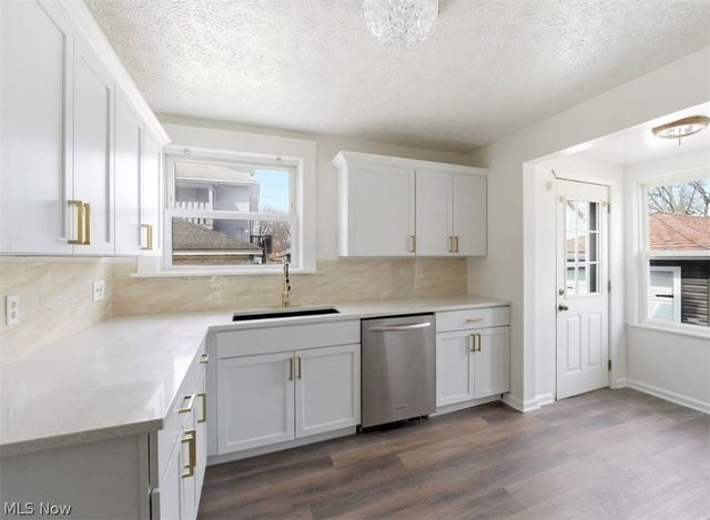 1150 W 10th Street, Lorain, OH 44052