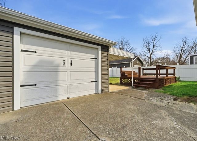 1150 W 10th Street, Lorain, OH 44052