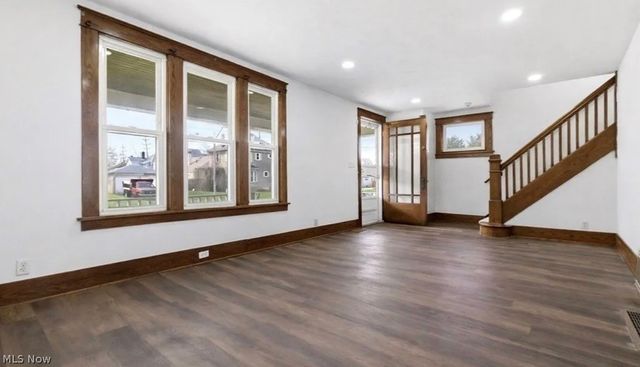 1150 W 10th Street, Lorain, OH 44052