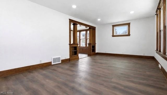 1150 W 10th Street, Lorain, OH 44052