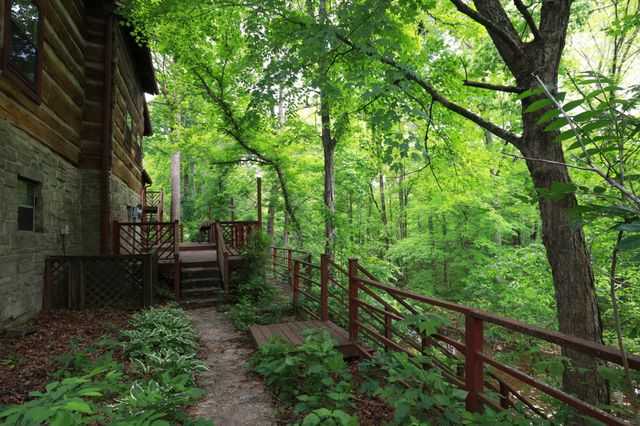 2634 Distillery Rd, Greenbrier, TN 37073
