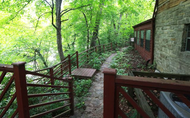 2634 Distillery Rd, Greenbrier, TN 37073