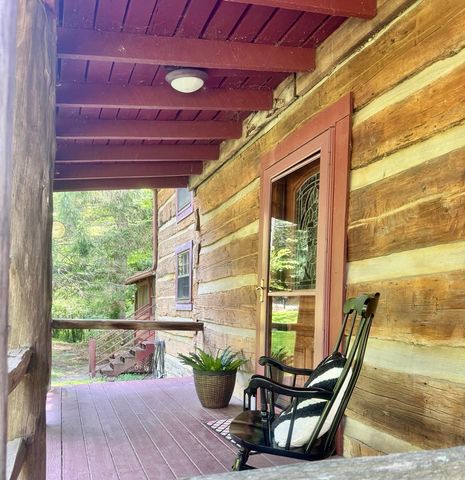 2634 Distillery Rd, Greenbrier, TN 37073