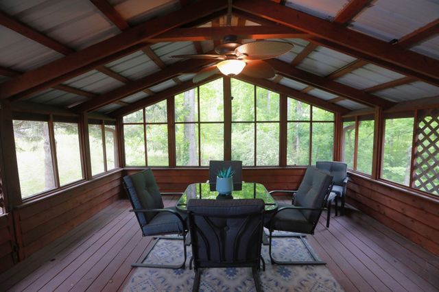 2634 Distillery Rd, Greenbrier, TN 37073