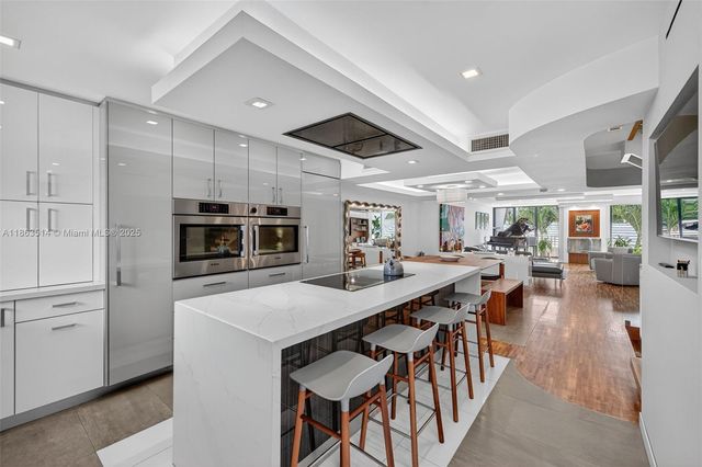 1223 Hillsboro Mile 4, Hillsboro Beach, FL 33062