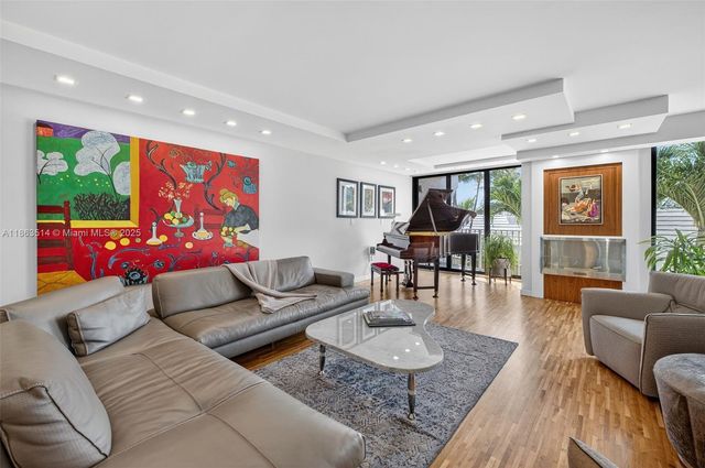 1223 Hillsboro Mile 4, Hillsboro Beach, FL 33062