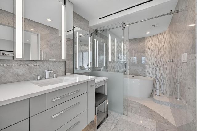 1223 Hillsboro Mile 4, Hillsboro Beach, FL 33062