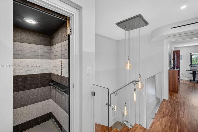 1223 Hillsboro Mile 4, Hillsboro Beach, FL 33062