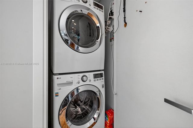 1223 Hillsboro Mile 4, Hillsboro Beach, FL 33062