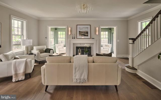 100 W BRIDGE ST, New Hope, PA 18938