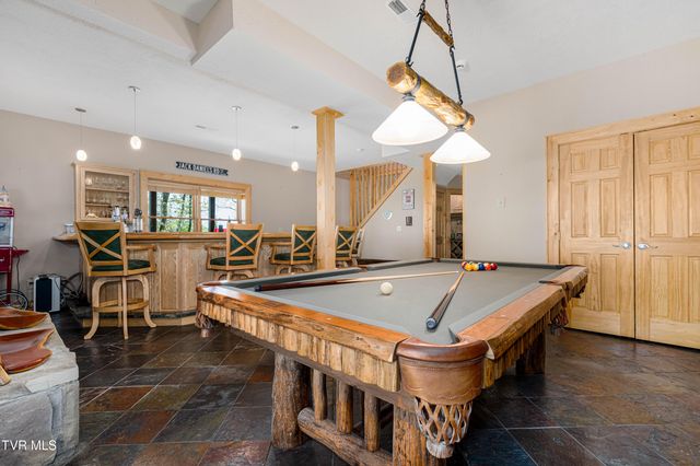 1527 Stone Mountain Road, Trade, TN 37691
