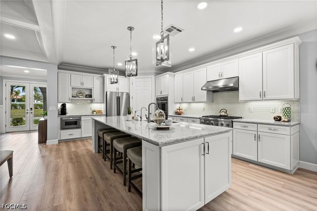 12166 Sussex ST, Fort Myers, FL 33913