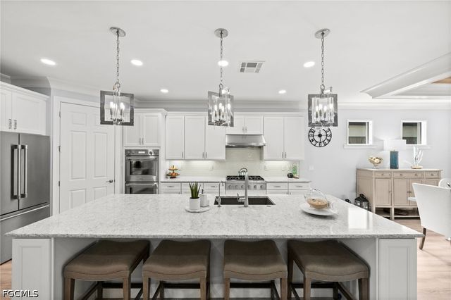 12166 Sussex ST, Fort Myers, FL 33913