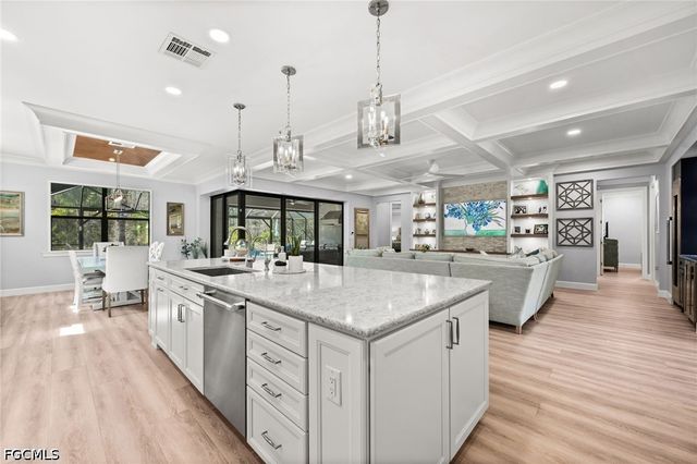 12166 Sussex ST, Fort Myers, FL 33913