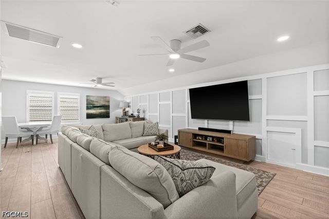 12166 Sussex ST, Fort Myers, FL 33913